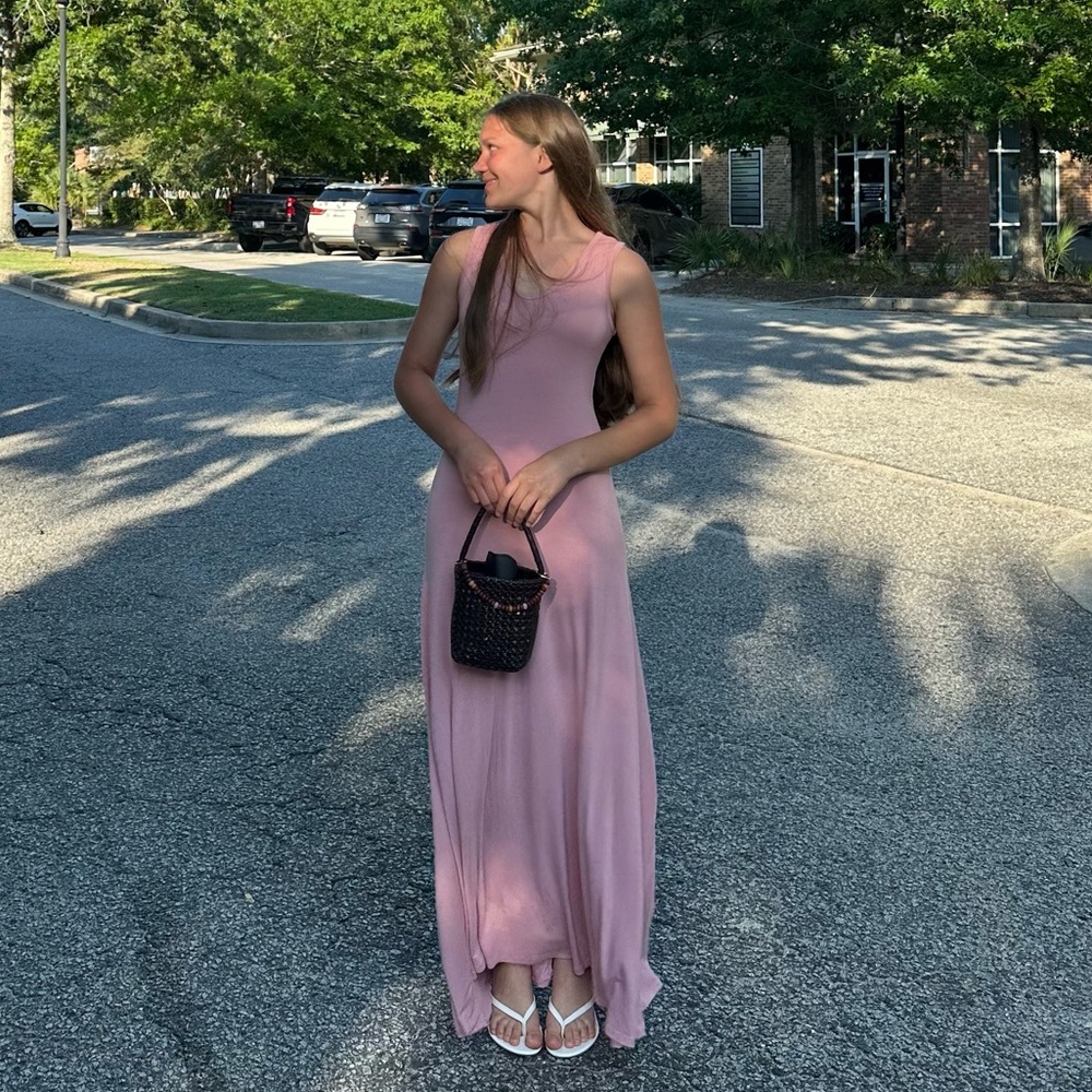 Elegant Pink Maxi Dress